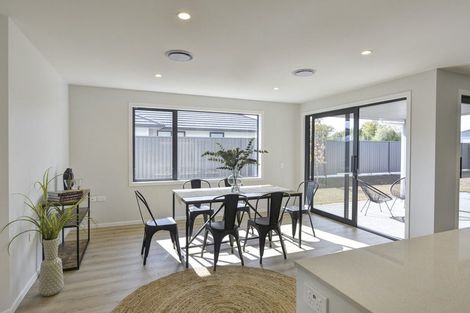Photo of property in 14 Hereford Drive, Carterton, 5713