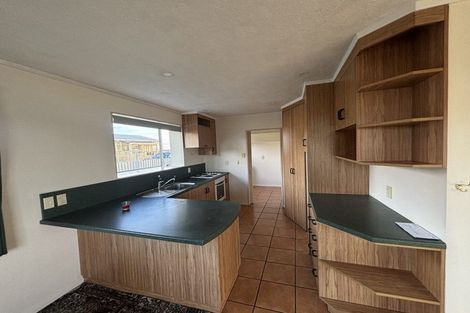 Photo of property in 180 Bluff Highway, Kew, Invercargill, 9812