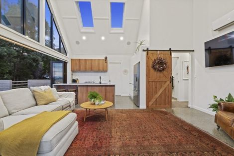 Photo of property in 31 James Paige Lane, Riverhead, 0793