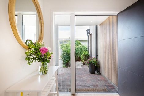 Photo of property in 93 Hastings Road, Mairangi Bay, Auckland, 0630