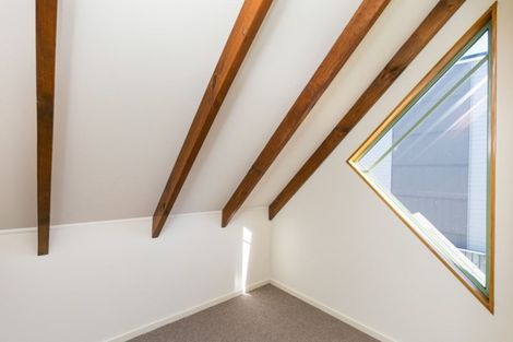 Photo of property in 125c The Parade, Island Bay, Wellington, 6023