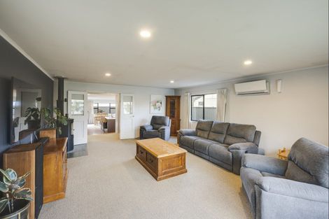 Photo of property in 8 Mission Road, Greenmeadows, Napier, 4112