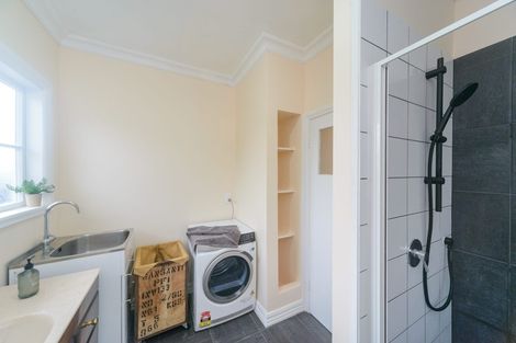 Photo of property in 99 Heretaunga Street, Palmerston North, 4414