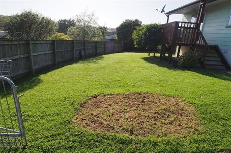 Photo of property in 8 Katrina Place, Massey, Auckland, 0614