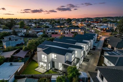 Photo of property in 30d Tawa Crescent, Manurewa, Auckland, 2102