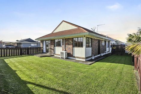 Photo of property in 1/20 Sturges Road, Henderson, Auckland, 0612