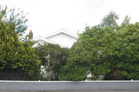 Photo of property in 136 North Avon Road, Richmond, Christchurch, 8013