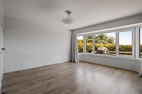Photo of property in 160 Dyers Pass Road, Cashmere, Christchurch, 8022