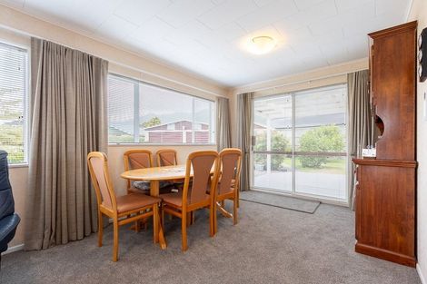 Photo of property in 15 Belvedere Avenue, Waikanae, 5036