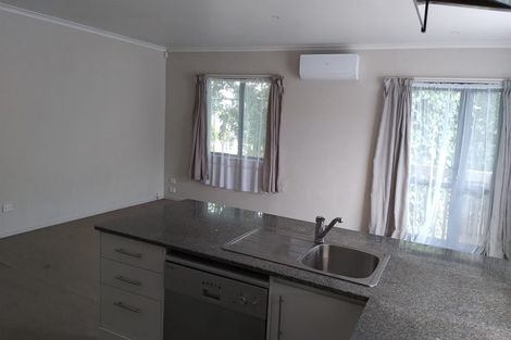 Photo of property in 1b Whitbourne Heights, Manurewa, Auckland, 2105