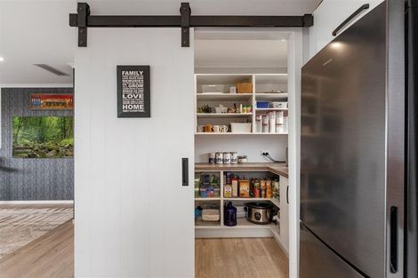 Photo of property in 16a No 2 Road, Te Puke, 3119