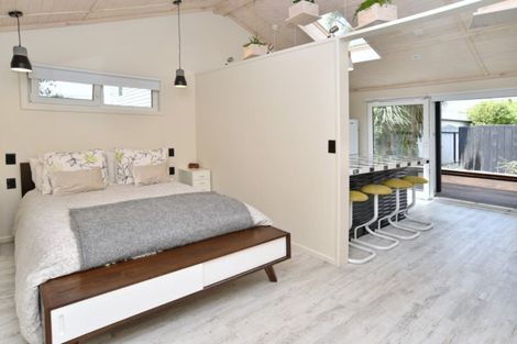 Photo of property in 7a Poulson Street, Addington, Christchurch, 8024