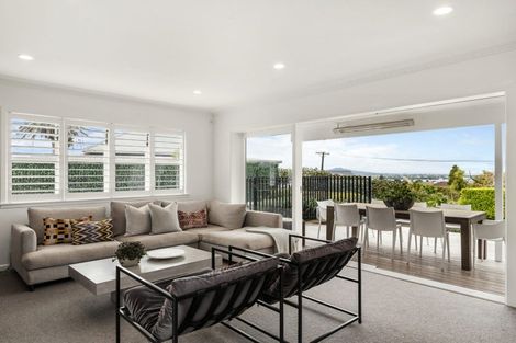 Photo of property in 34 Hinemoa Street, Birkenhead, Auckland, 0626