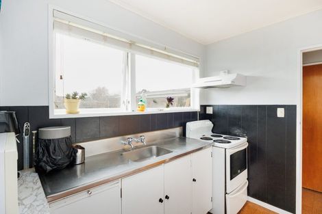 Photo of property in 31 Abraham Crescent, Milson, Palmerston North, 4414