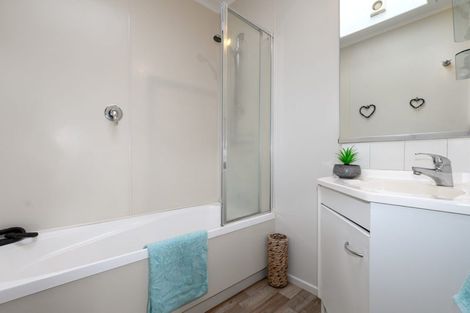 Photo of property in 2 Lumsden Street, Greerton, Tauranga, 3112