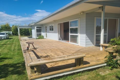 Photo of property in 28 Leeton Drive, Waipukurau, 4200