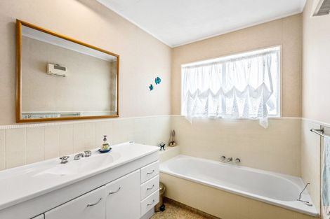 Photo of property in 20 Holland Street, Wainuiomata, Lower Hutt, 5014