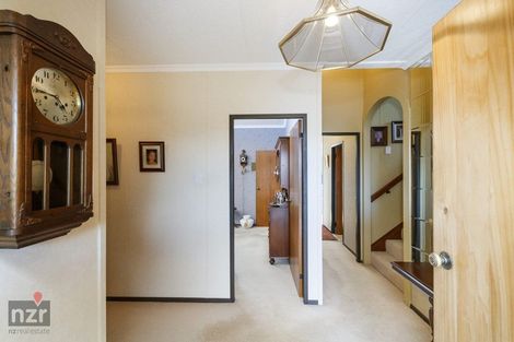 Photo of property in 4 Calder Place, Feilding, 4702