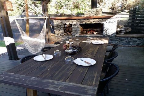 Photo of property in 1 Lakeside Terrace, Westport, 7892