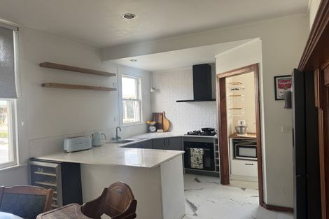 Photo of property in 16 Saint Winifreds Avenue, Hamilton East, Hamilton, 3216
