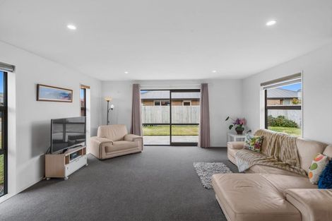 Photo of property in 22 Lignite Drive, Rolleston, 7614