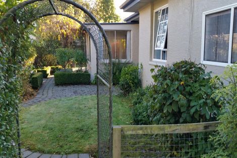 Photo of property in 75a Hinau Street, Riccarton, Christchurch, 8041
