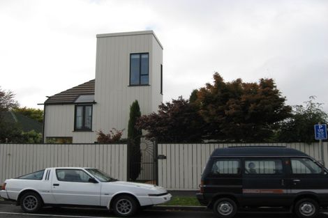 Photo of property in 2/62 Clyde Road, Ilam, Christchurch, 8041
