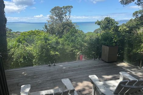 Photo of property in 266 Whangaparaoa Road, Red Beach, 0932