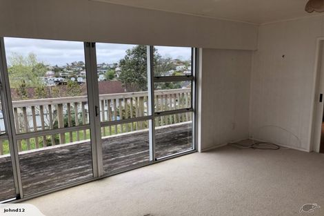 Photo of property in 23 Athena Drive, Totara Vale, Auckland, 0629