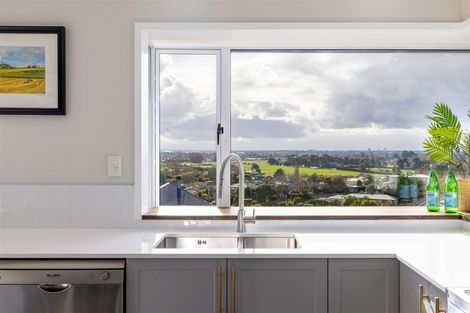 Photo of property in 5 Uldale Place, Westmorland, Christchurch, 8025