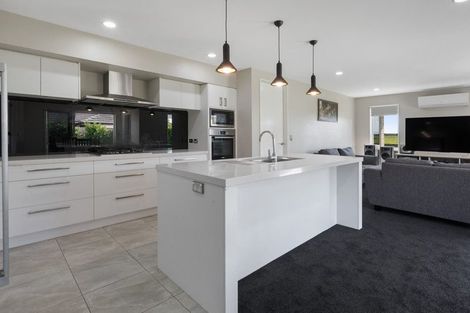Photo of property in 8 Wakatere Place, Thames, 3500
