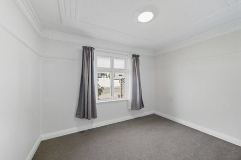 Photo of property in 31 Beach Street, Saint Clair, Dunedin, 9012