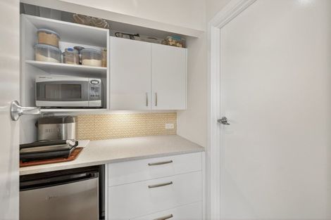 Photo of property in 39 Park Terrace, Corsair Bay, Lyttelton, 8082