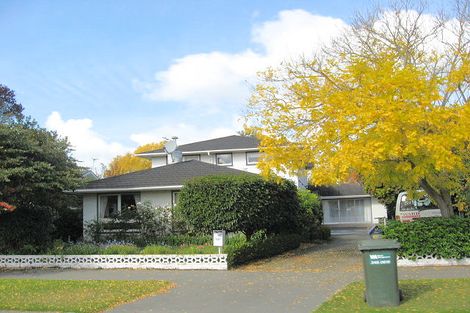 Photo of property in 2/19 Raxworthy Street, Ilam, Christchurch, 8041