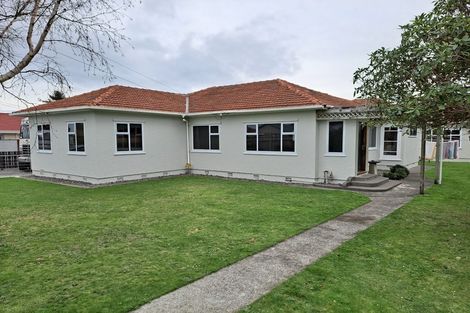 Photo of property in 13 Regent Street, Hawera, 4610
