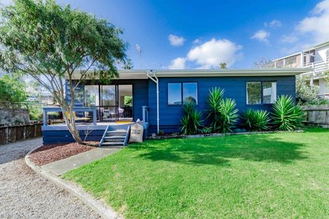 Photo of property in 3a Campion Road, Waikanae Beach, Waikanae, 5036