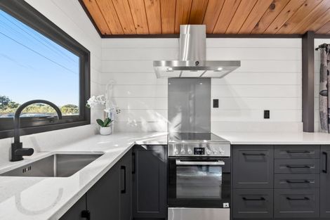 Photo of property in 3 Tasman Road, Otaki Beach, Otaki, 5512