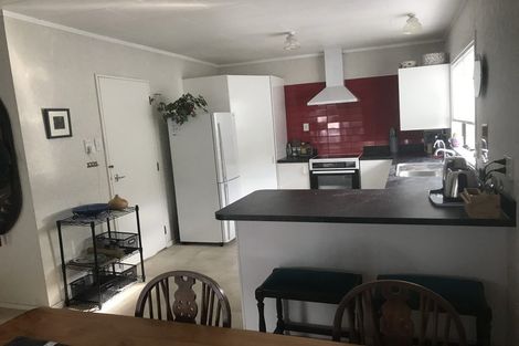 Photo of property in 2/41 Carnarvon Street, Gisborne, 4010