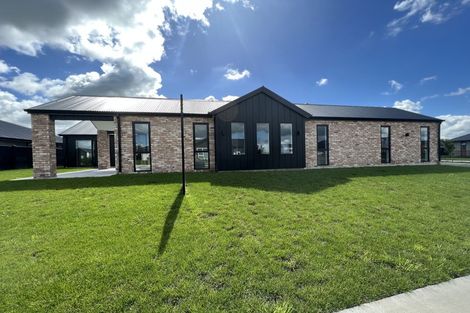 Photo of property in 28 William Paul Street, Cambridge, 3434