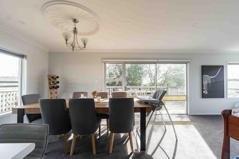 Photo of property in 12 Resthill Crescent, Glenview, Hamilton, 3206