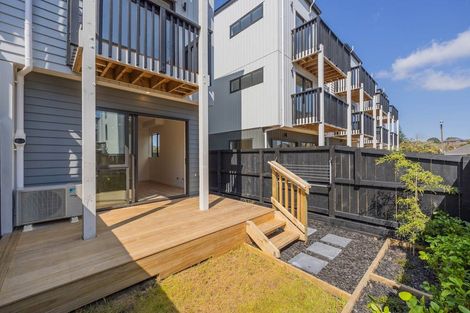 Photo of property in 6/57 Kervil Avenue, Te Atatu Peninsula, Auckland, 0610