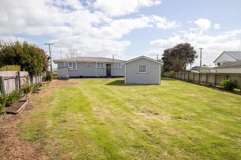 Photo of property in 54 Pipiroa Road, Ngatea, 3503