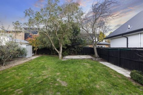 Photo of property in 136 Edgeware Road, St Albans, Christchurch, 8014