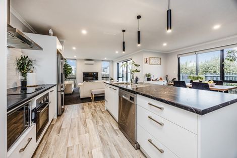 Photo of property in 1 Waharau Lane, Ramarama, 2579