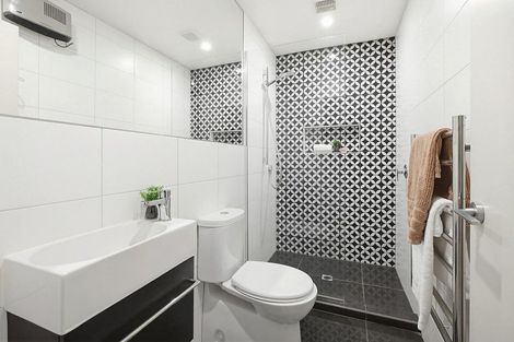 Photo of property in 3/31 Princess Terrace, Newtown, Wellington, 6021