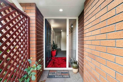 Photo of property in 1 Oakden Drive, Darfield, 7510