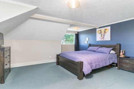 Photo of property in 264 Gladstone Road North, Mosgiel, 9092