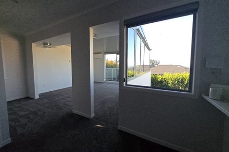 Photo of property in 63 Carlisle Road, Torbay, Auckland, 0630
