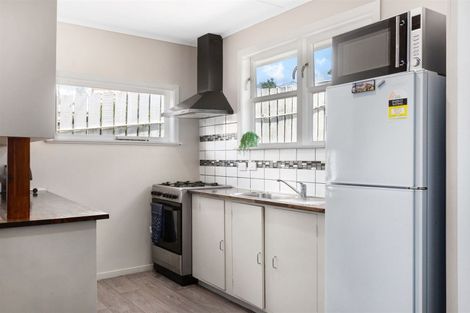 Photo of property in 111 Driver Crescent, Cannons Creek, Porirua, 5024