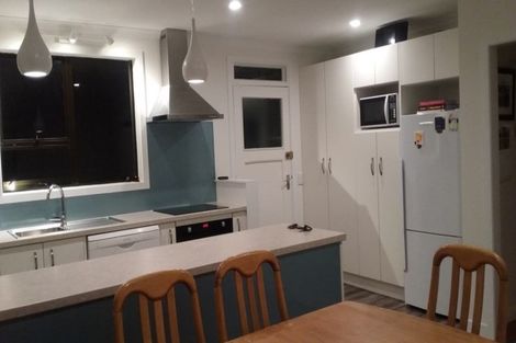 Photo of property in 124 Te Pene Avenue, Titahi Bay, Porirua, 5022